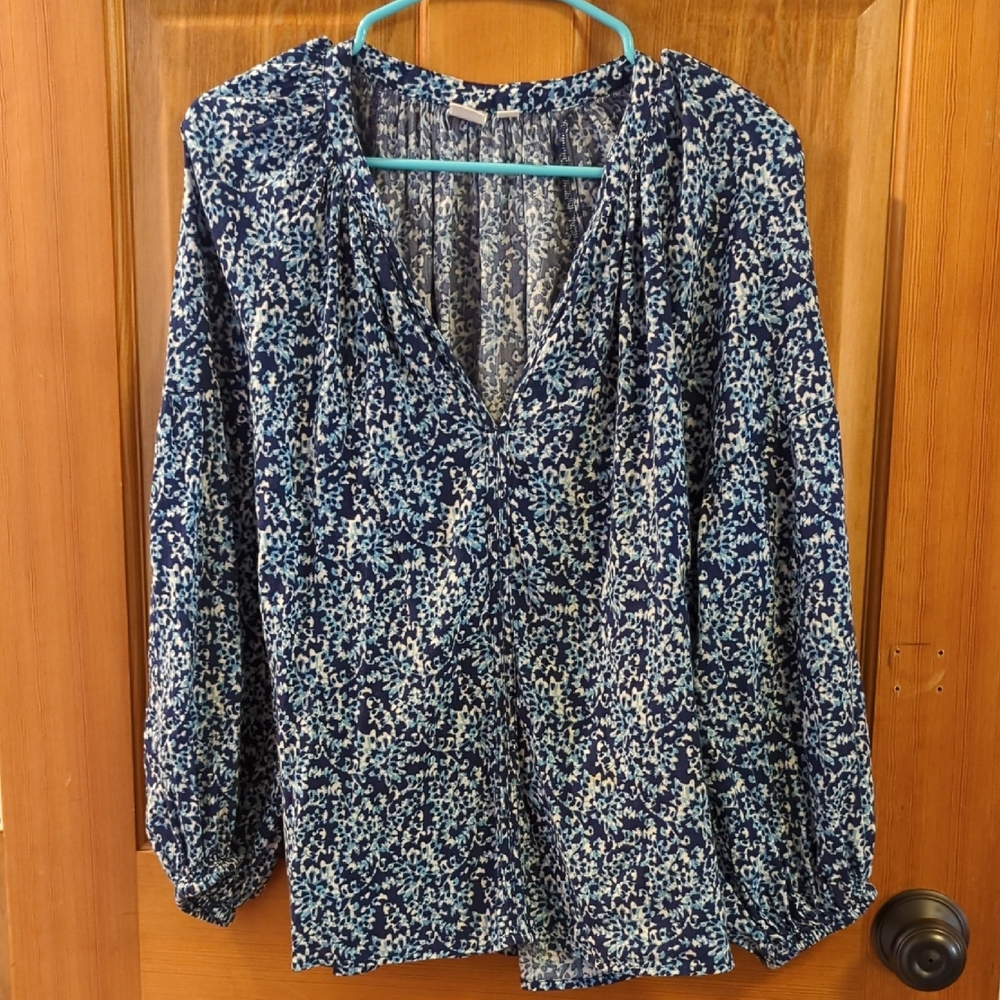 Elegant Blue Patterned Women's Top